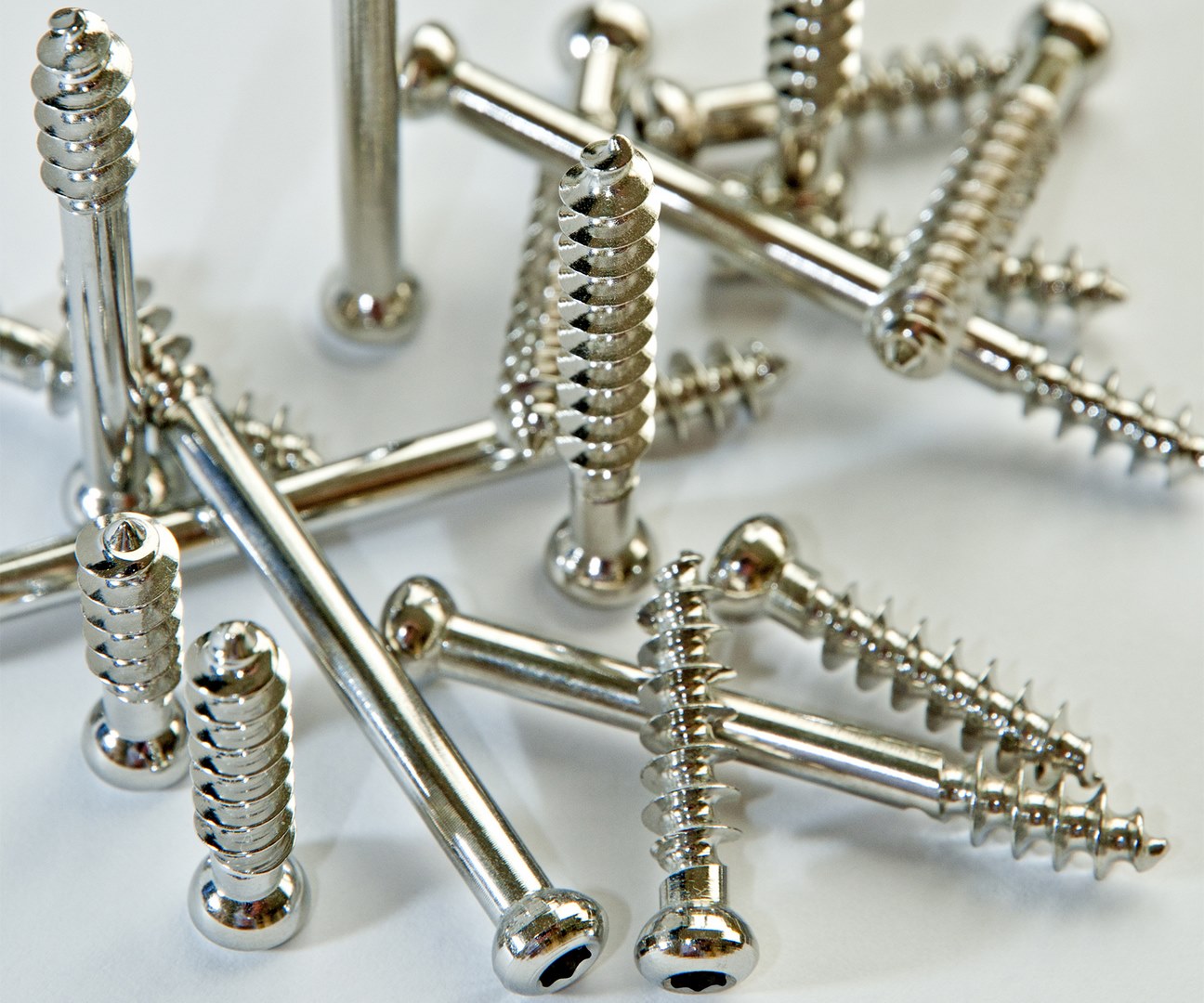 From Raw Material to Precision Component: a Deep Dive Into Screw Manufacturing Process